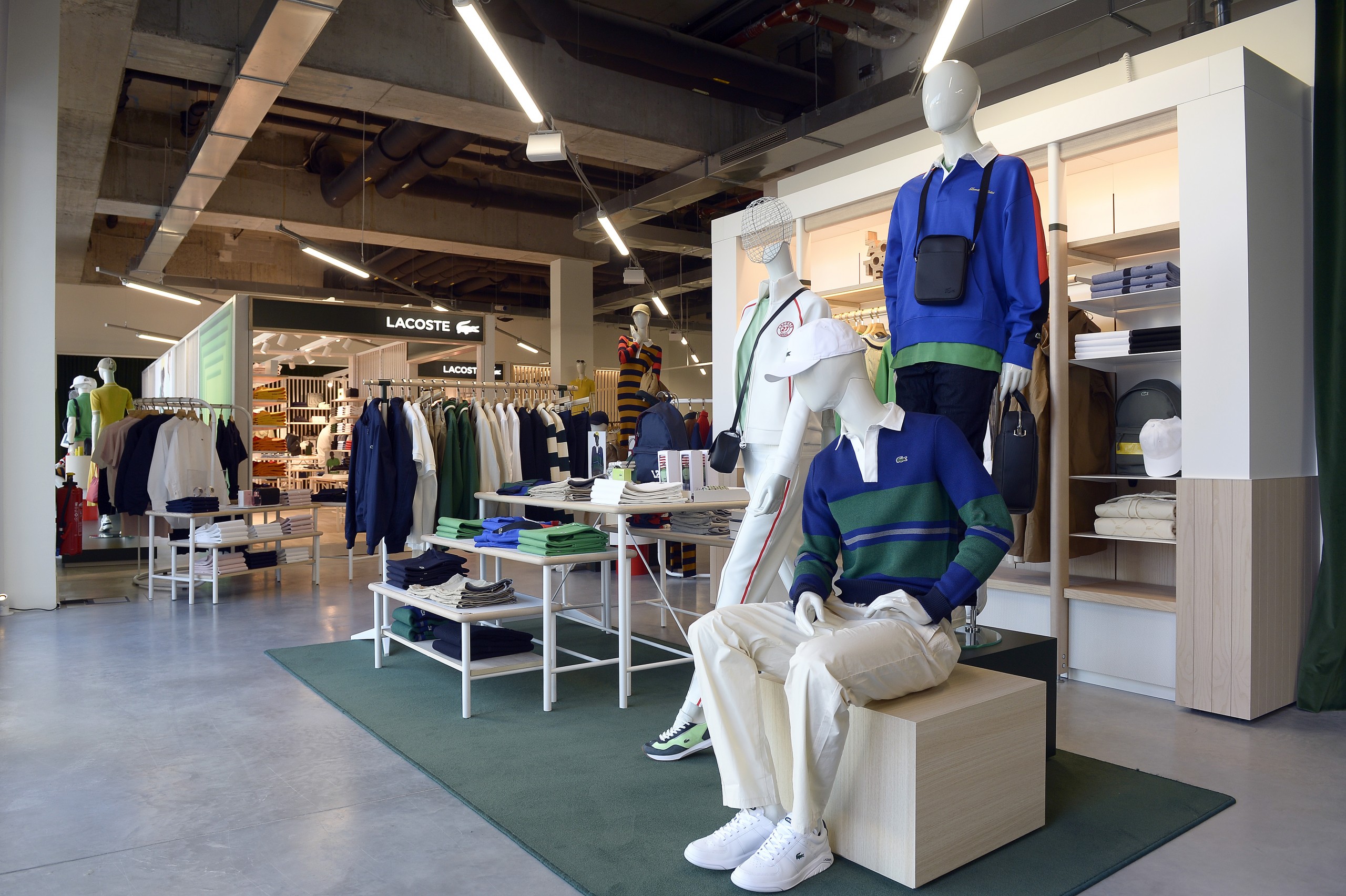 Boutique lacoste deals